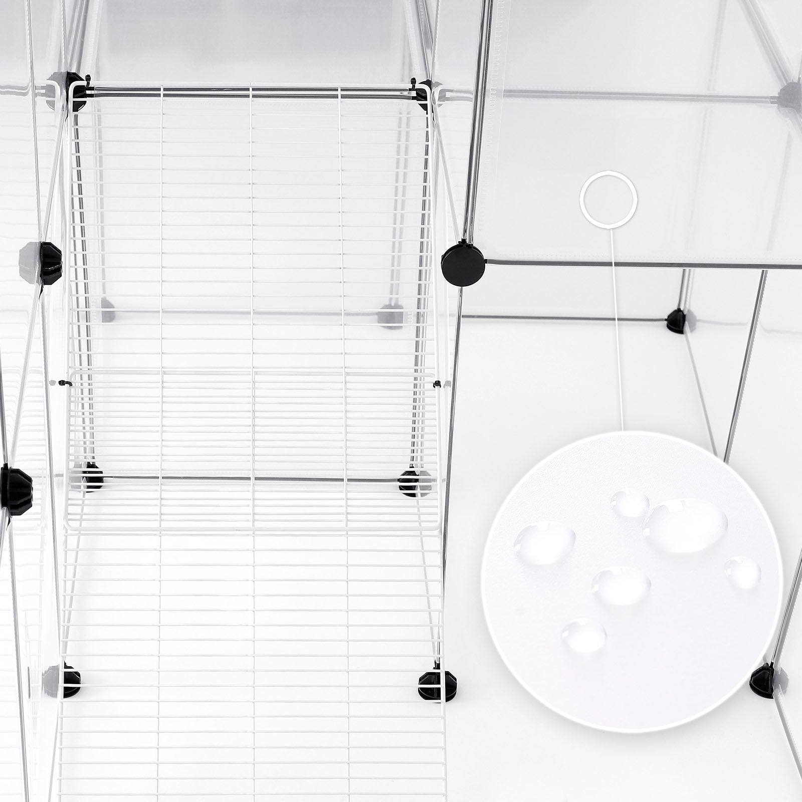 Gitterrampe für Aufstieg in die zweite Etage des wasserabweisenden Freilaufgeheges