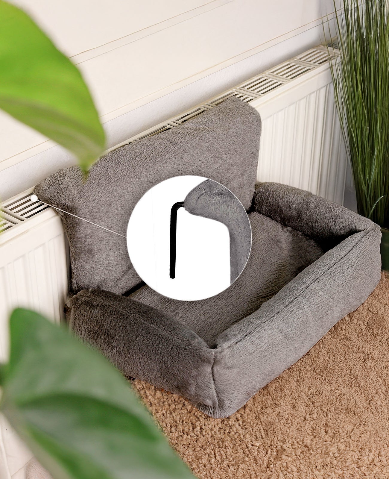 Chaise longue chauffante en peluche pour chat