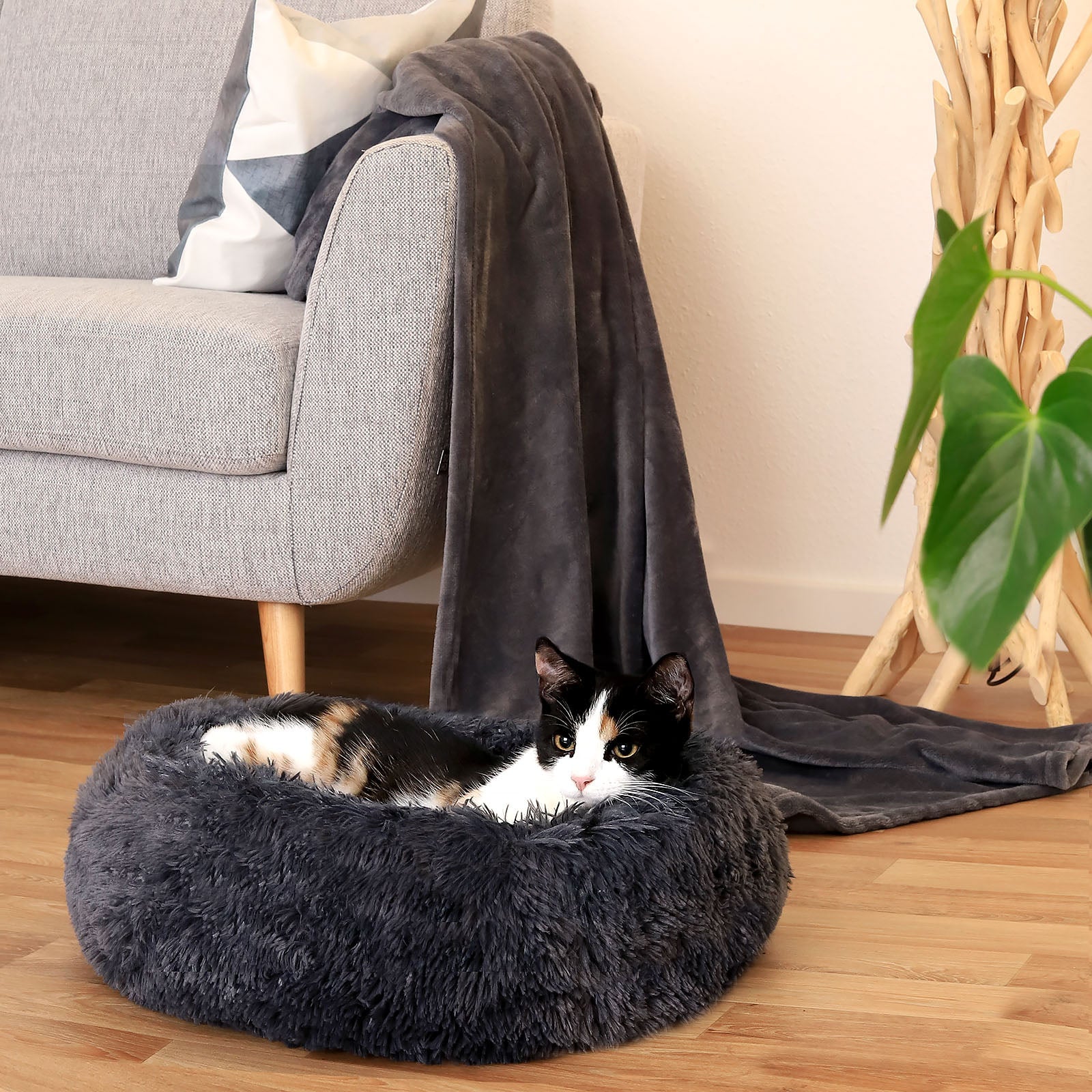 Lit rond pour chat en forme de beignet en peluche